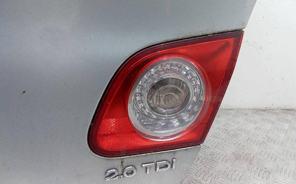 фонарь крышки багажника правый Volkswagen Passat B6 2007, седан - фото №1