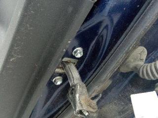 ограничитель открывания двери Toyota Yaris XP9 [рестайлинг] 2010