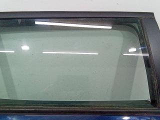 стекло двери задней правой Renault Megane 3 поколение 2009, DOT211