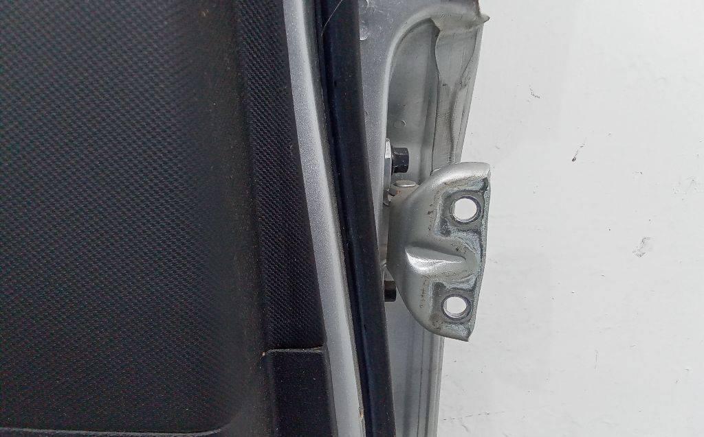 петля двери Hyundai i30 FD 2008 - фото №1
