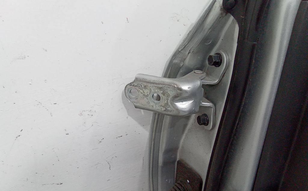 петля двери Hyundai i30 FD 2008 - фото №1