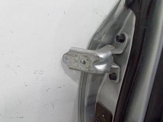 петля двери Hyundai i30 FD 2008