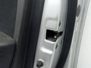 замок двери передней правой Hyundai i30 FD 2008, 813202L030