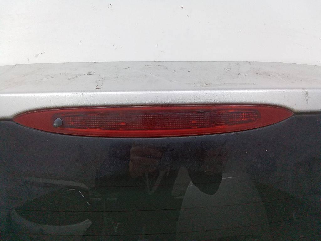 дополнительный стоп-сигнал Renault Modus 2 поколение 2009 - фото №1