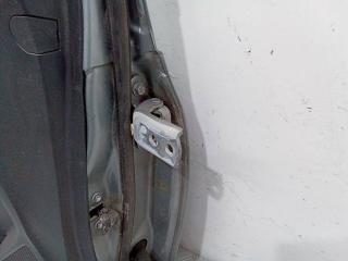 петля двери Toyota Yaris XP9 2007