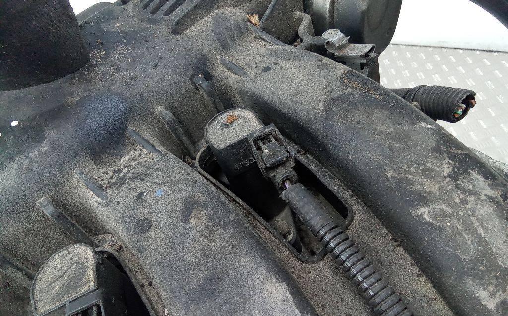 катушка зажигания Renault Scenic 2 поколение 2004, 2.0 л., бензин, АКПП - фото №1