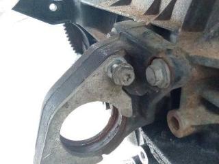 кронштейн полуоси Renault Scenic 2 поколение 2004, 2.0 л., бензин, АКПП