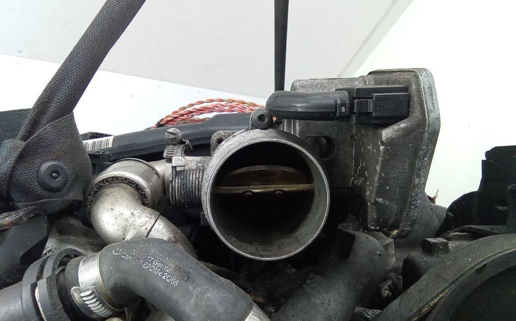 заслонка дроссельная BMW 5 серия E60/E61 2005, 2.5 л., дизель, МКПП, 779148103 - фото №1