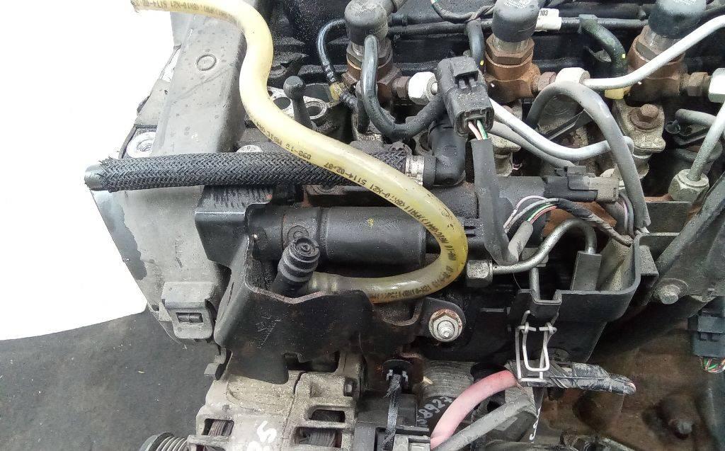 ТНВД Renault Megane 3 поколение 2010, 1.5 л., дизель, МКПП, 00504A8 - фото №1