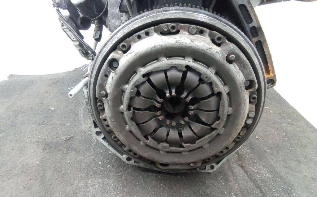 комплект сцепления Renault Megane 3 поколение 2010, 1.5 л., дизель, МКПП, 8200926712 - фото №1