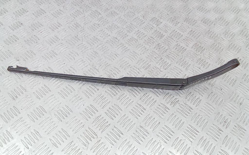 щеткодержатель (поводок стеклоочистителя, дворник) Audi A6 4F/C6 2006 - фото №1