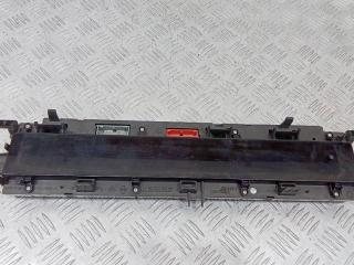 щиток приборов (приборная панель) Renault Scenic 2 поколение [рестайлинг] 2006, 8200494956