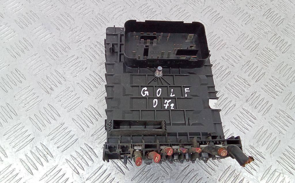 блок предохранителей Volkswagen Golf 5 поколение 2007, 1K0937125 - фото №1