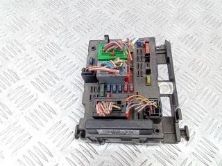 блок предохранителей Peugeot 307 1 поколение 2001, 9643538080