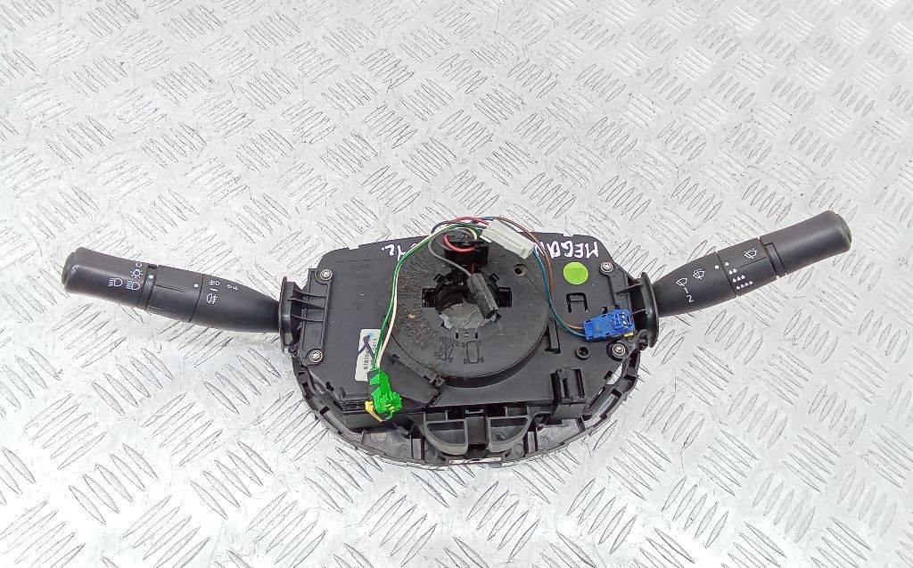 переключатель подрулевой (стрекоза) Renault Megane 2 поколение 2004, 8200216450 - фото №1