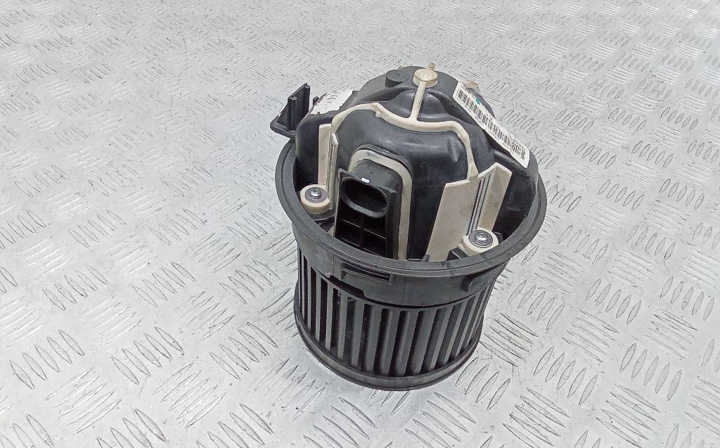 моторчик печки Peugeot 308 T7 2008, 1.6 л., дизель, T1000588K - фото №1