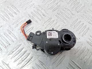 моторчик заслонки печки Renault Kadjar 1 поколение [рестайлинг] 2018, 1.2 л., бензин, T32096B