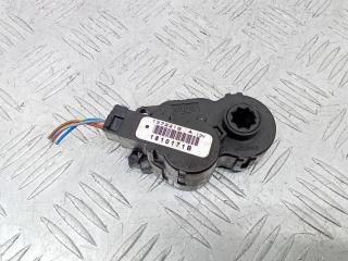 моторчик заслонки печки Renault Kadjar 1 поколение [рестайлинг] 2018, 1.2 л., бензин, T37221B