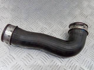 патрубок интеркулера Volkswagen Golf 5 поколение 2005, 1K0145834