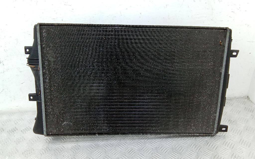 радиатор (основной) Volkswagen Golf 5 поколение 2005, 1K0121253, 1K0121253AA - фото №1