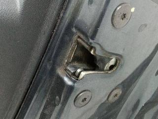 замок двери передней правой Dacia Duster 1 поколение 2011