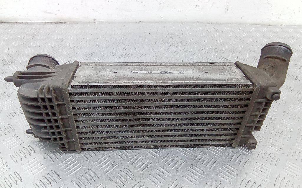 интеркулер Citroen C5 2 поколение 2010, 9657073480 - фото №1