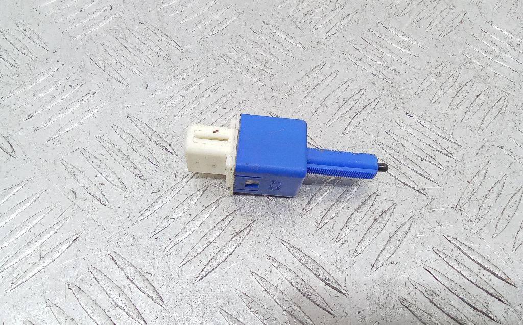 Датчик педали тормоза (лягушка) Honda CR-V 5 поколение 2018, 1.5 л., бензин, АКПП, M49351 - фото №1