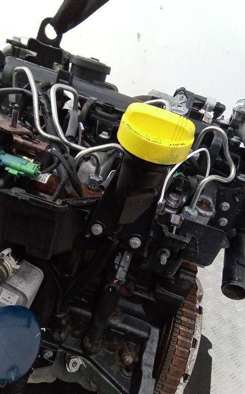 щуп двигателя Renault Duster 1 поколение 2011, 1.5 л., дизель, МКПП - фото №1