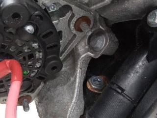 кронштейн компрессора кондиционера Renault Clio 4 поколение 2014, 1.2 л., бензин, МКПП