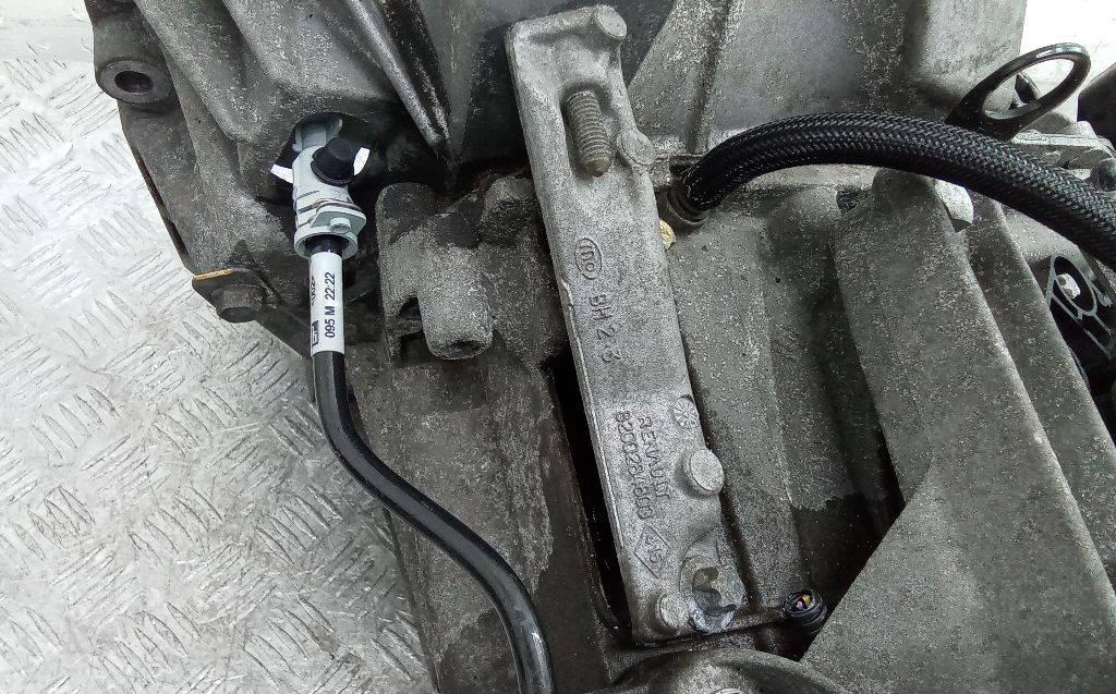 кронштейн КПП Renault Modus 2 поколение 2010, 1.5 л., дизель, МКПП, 8200284803 - фото №1