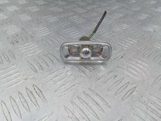 повторитель поворота на крыле правый Audi A4 B6 2001, 8E0949127