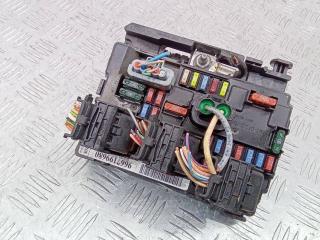 блок предохранителей Citroen C3 2 поколение 2009, 9667199680