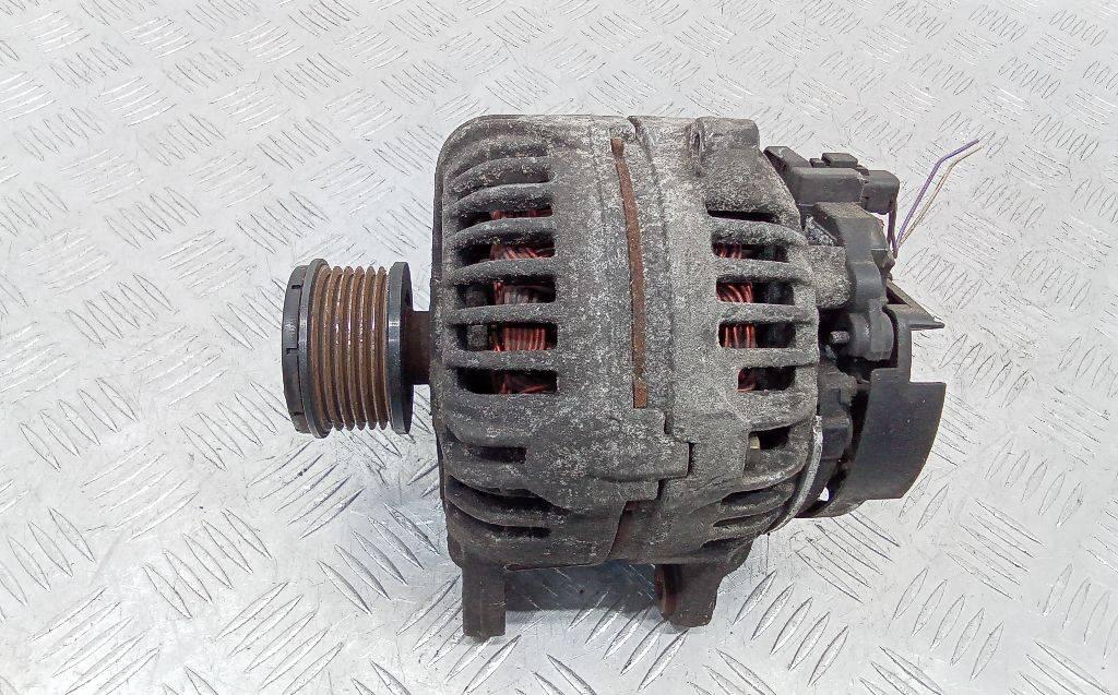 генератор Renault Megane 2 поколение 2005, 1.5 л., дизель, МКПП, 8200390667 - фото №1