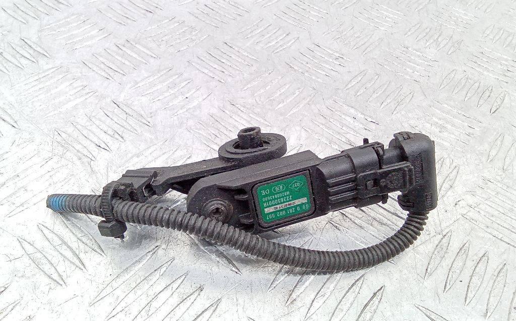 датчик абсолютного давления Renault Clio 4 поколение 2012, 0281002997 - фото №1