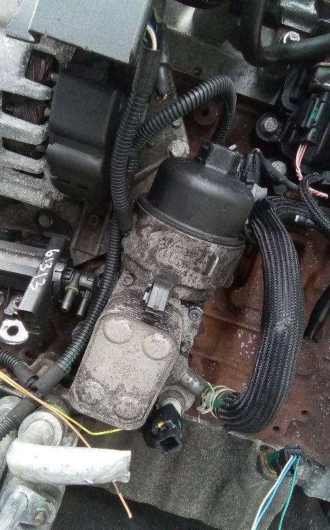 корпус масляного фильтра Citroen C5 2 поколение 2010, 2.0 л., дизель, МКПП - фото №1