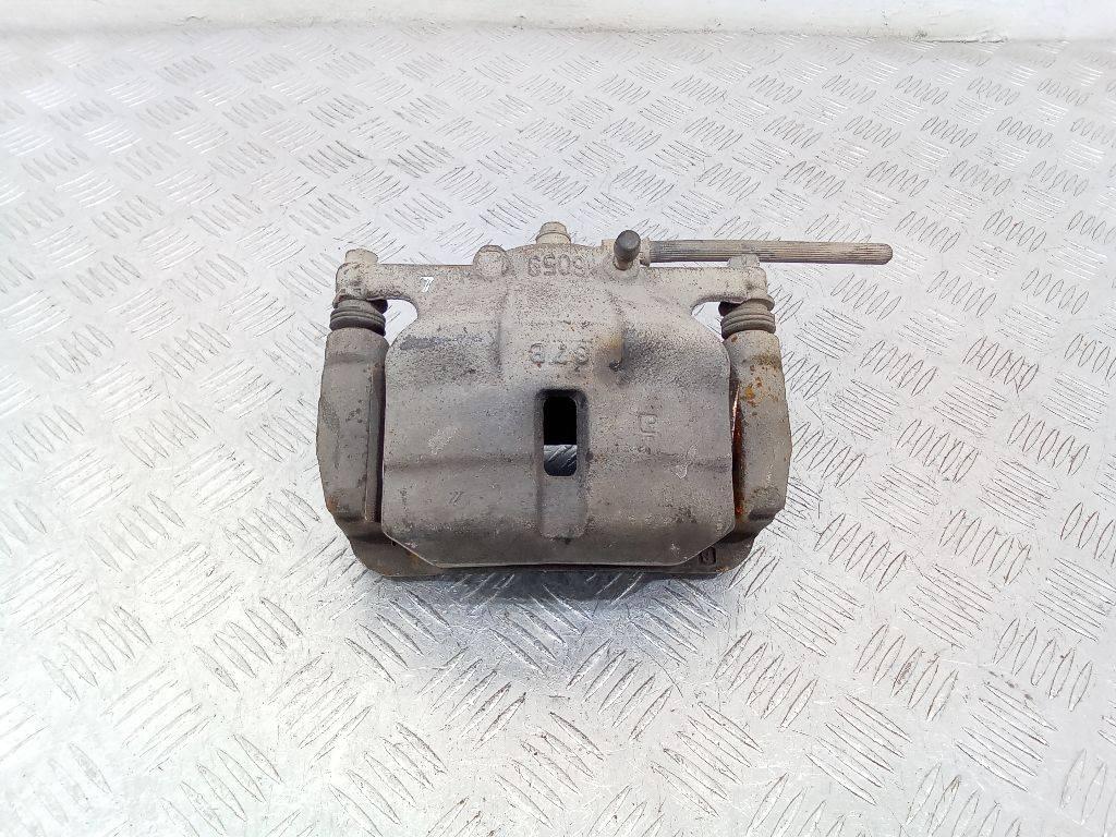 суппорт передний левый Nissan Qashqai 1 поколение 2009, 2.0 л., дизель - фото №1