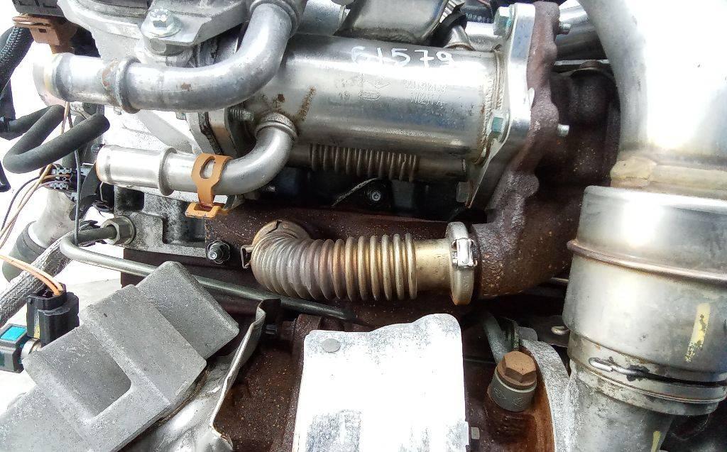 коллектор выпускной Dacia Sandero 1 поколение 2011, 1.5 л., дизель, МКПП - фото №1