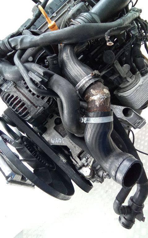 патрубок интеркулера Audi A4 B6 2001, 1.9 л., дизель, МКПП - фото №1