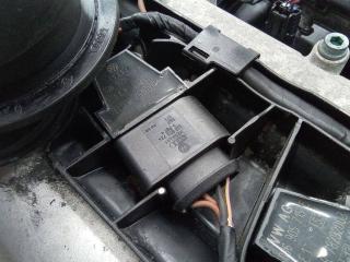 катушка зажигания Volkswagen Golf 5 поколение 2003, 1.6 л., бензин, МКПП, 036905100