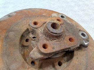 кулак задний левый Renault Laguna 3 поколение [рестайлинг] 2011