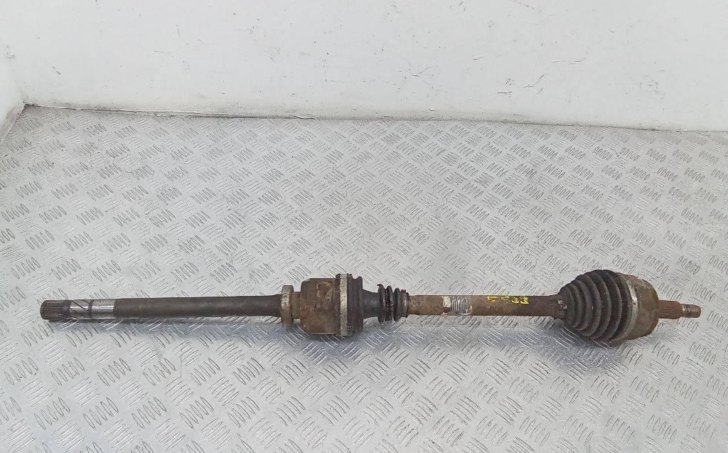 полуось передняя правая (приводной вал, ШРУС) Renault Espace 4 поколение 2005, 2.0 л., дизель, 8200500683 - фото №1