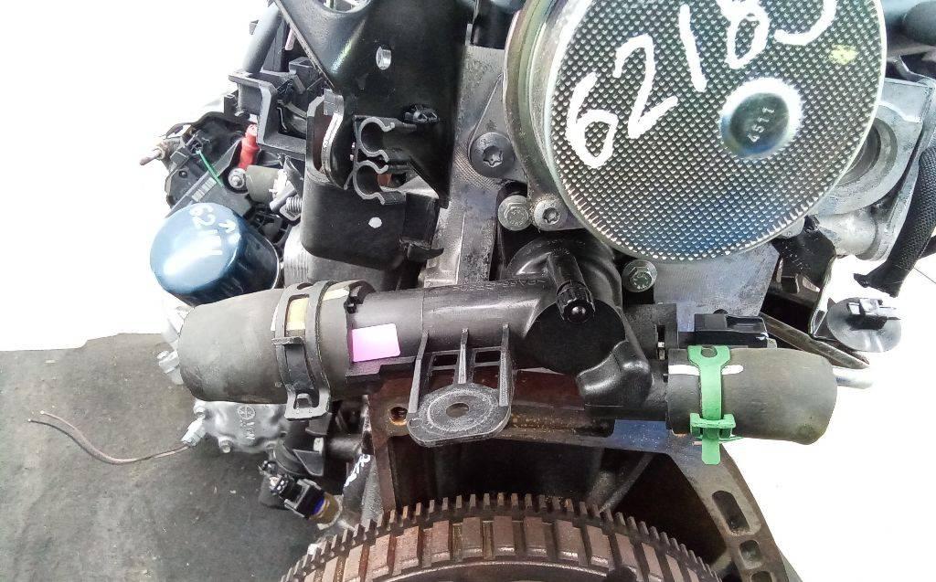 корпус термостата Renault Megane 3 поколение 2011, 1.5 л., дизель, МКПП - фото №1