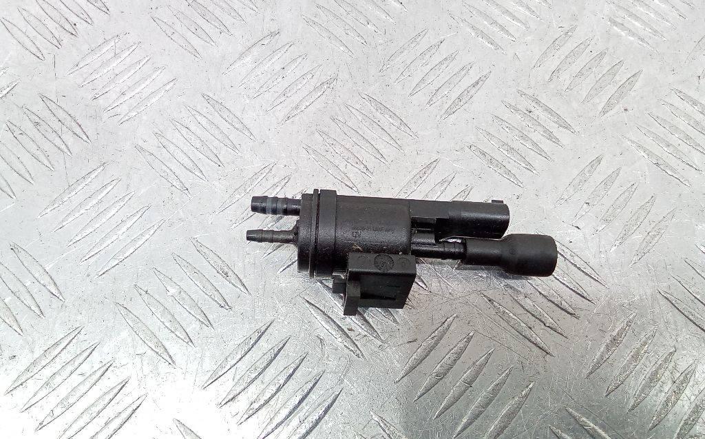 электромагнитный клапан Mercedes-Benz A-Класс W176 2013, 2.0 л., бензин, 0025407097 - фото №1