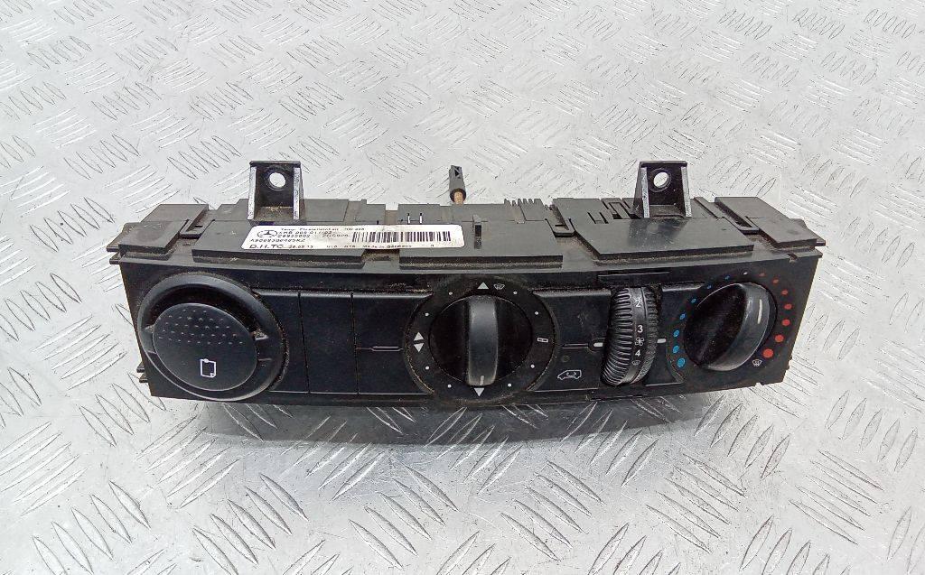 блок управления печки / климат-контроля Mercedes-Benz Sprinter 2 поколение (W906) 2010, A9068300485 - фото №1