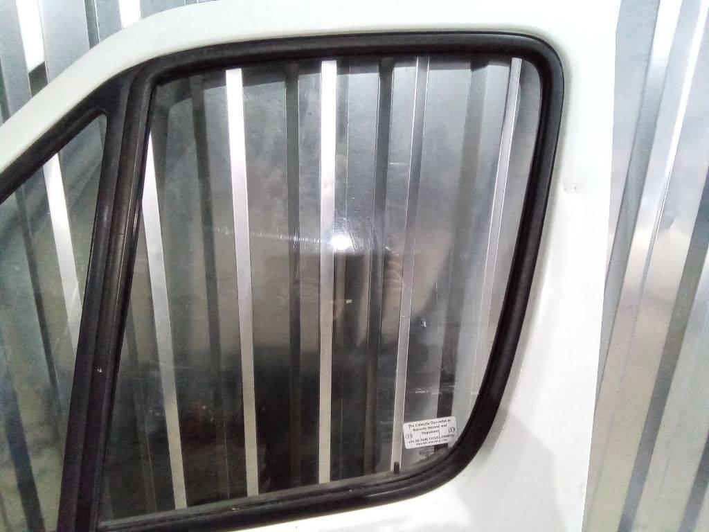 стекло двери передней левой Mercedes-Benz Sprinter 2 поколение (W906) 2012 - фото №1