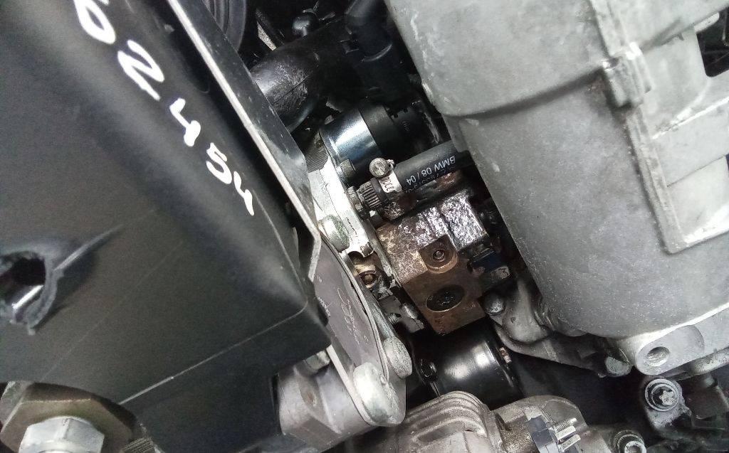 ТНВД BMW 5 серия E60/E61 2004, 2.5 л., дизель - фото №1