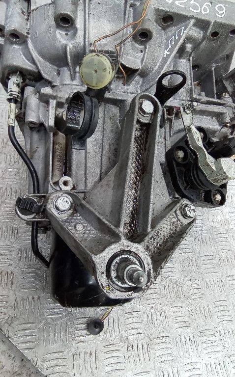 кронштейн КПП Renault Megane 2 поколение 2005, 1.6 л., бензин, МКПП, 8200043084 - фото №1