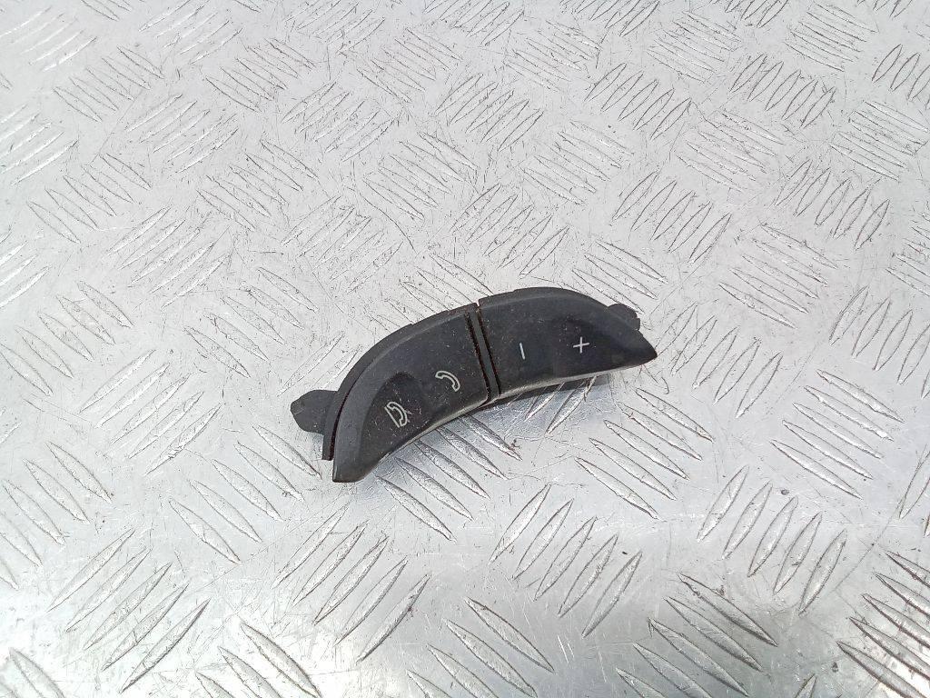 кнопки управления на руле Mercedes-Benz Sprinter 2 поколение (W906) 2010, A9068200010 - фото №1