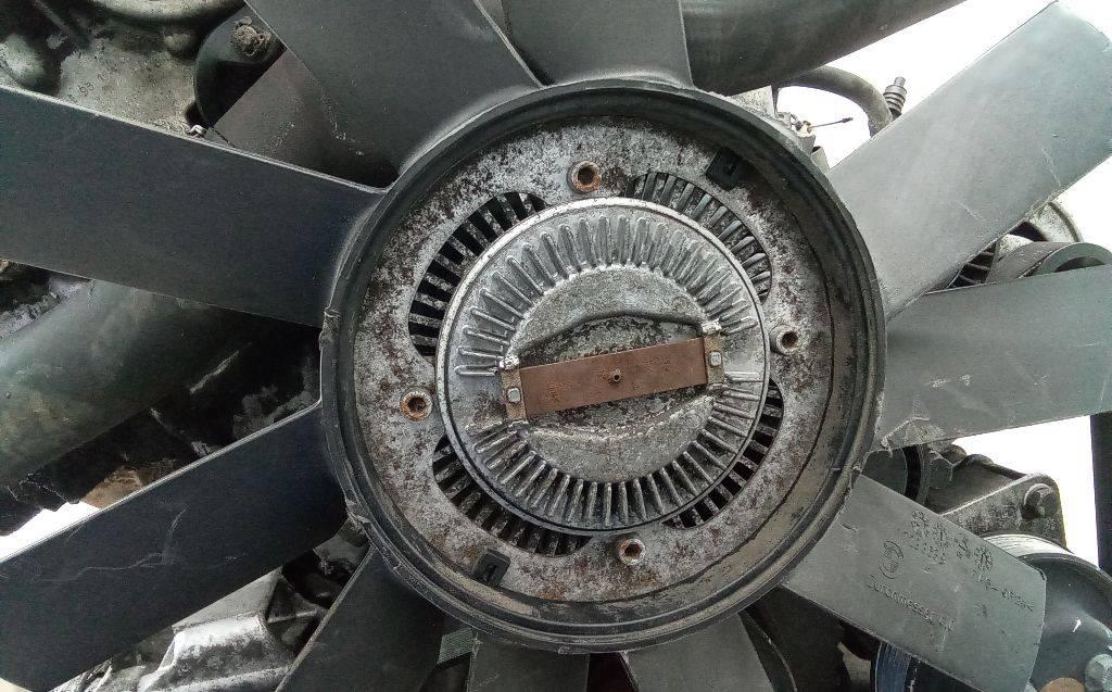 вискомуфта BMW 3 серия E36 1993, 2.5 л., бензин, МКПП - фото №1