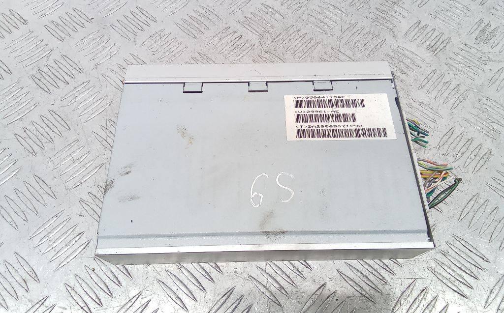 усилитель музыкальный Jeep Commander 1 поколение 2006, 05064118AF - фото №1